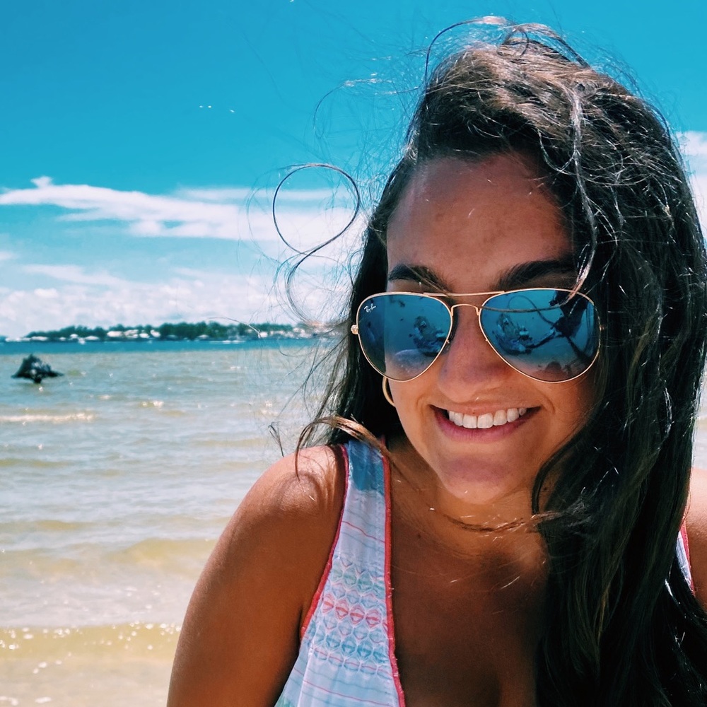 Meet your Posher, Olivia